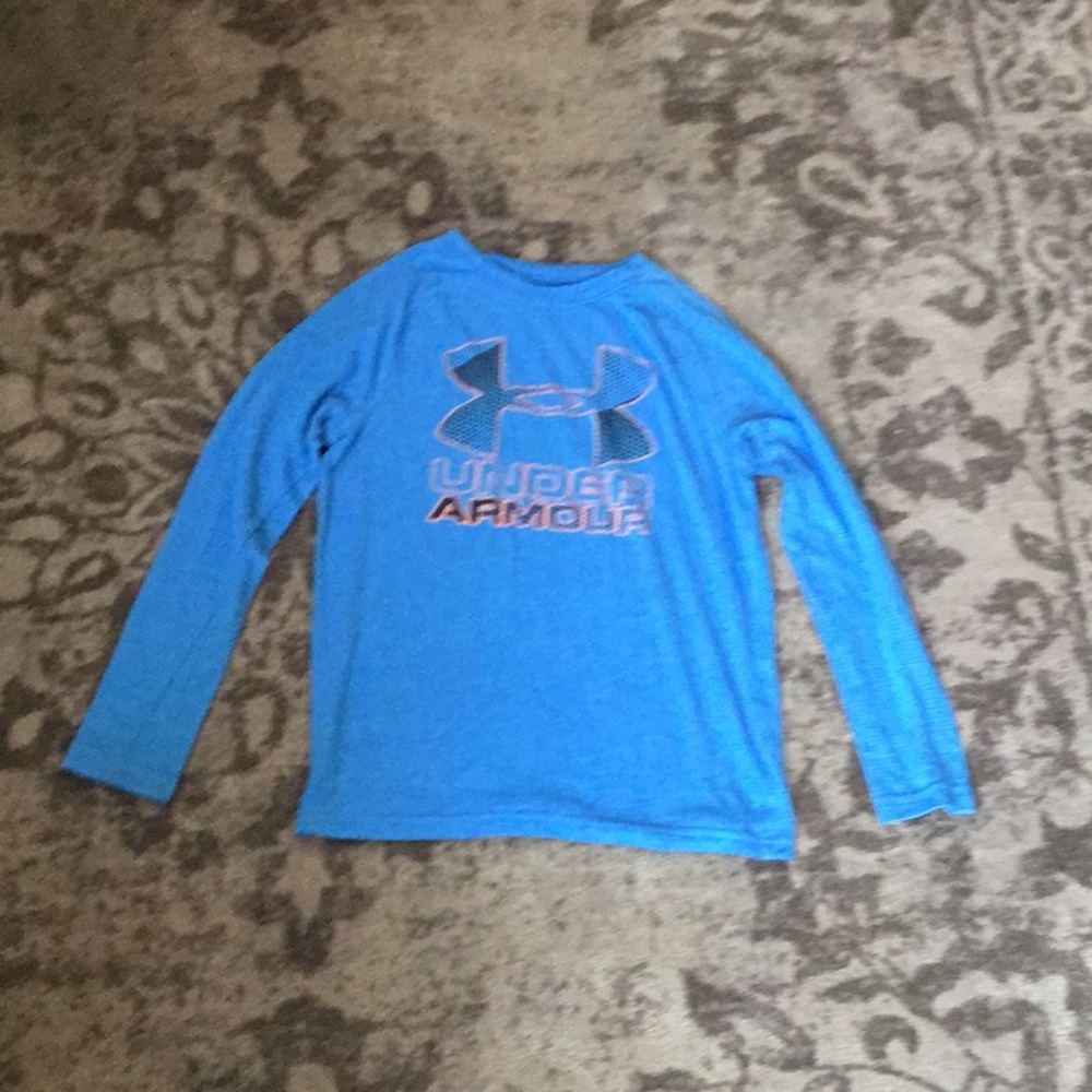 Under Armour long sleeve shirt!